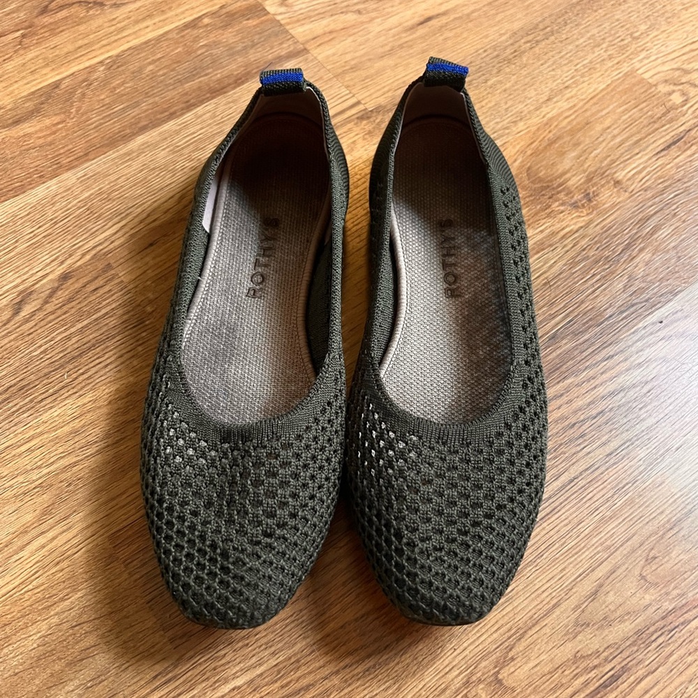 Rothy’s vert mesh green ballet flats